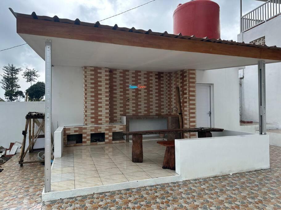 Jason Farm Villa Pacet  Екстер'єр фото